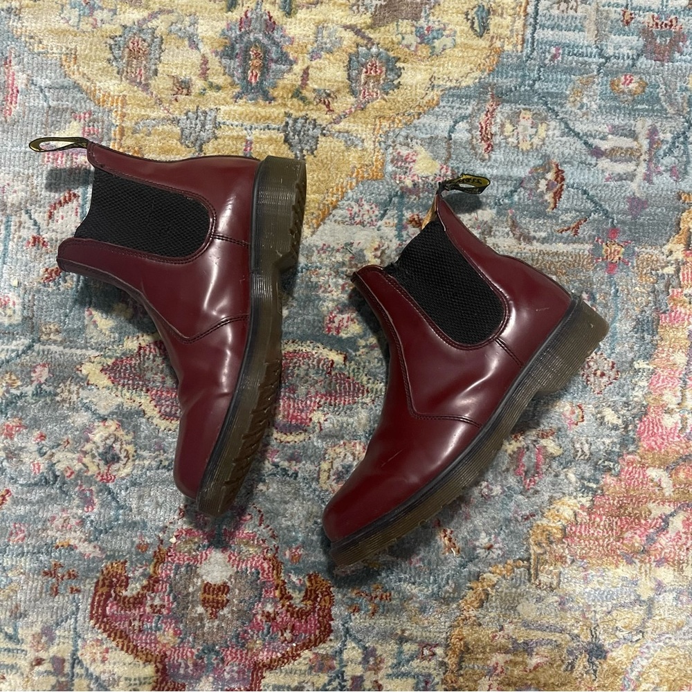 Doc Martens | Chelsea Boots